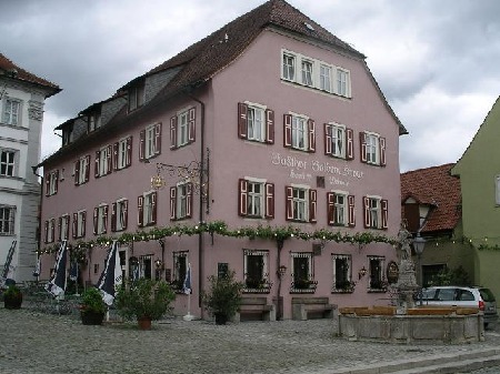 900 Unser Hotel: "Gasthof Goldene Krone" in Iphofen