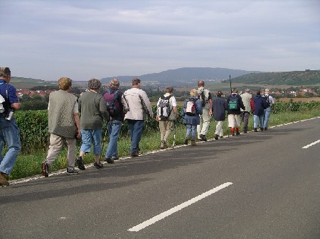 716  Auf der Straße nach Kibo ( Kirchheim-Bolanden)