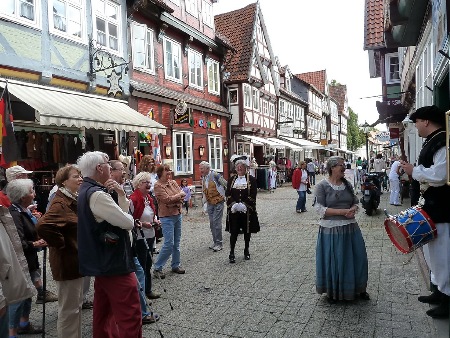 Themenführung in historischen Kostümen